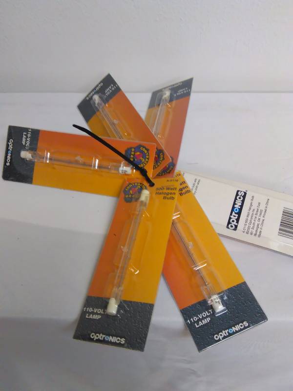 lot 123 image: 500 W Halogen Bulb Replacements for work lights (6)