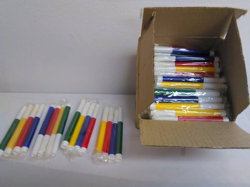lot 141 image: Craft Markers, Four Colors (25 pkgs.)