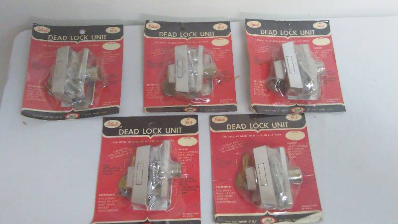 lot 203 image: Dead Locks (5)