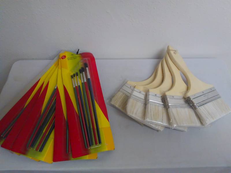 lot 288 image: Paint and Craft Brushs Assorted (11)