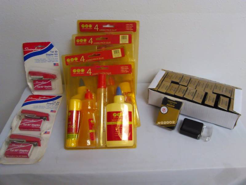 lot 289 image: Office Variety (27)