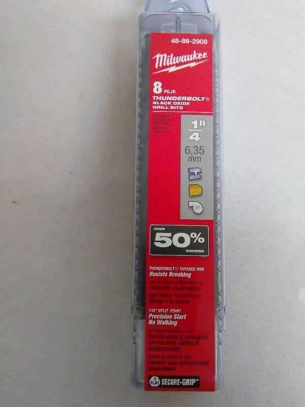 lot 305 image: Milwaukee 8 pc Thunder Bolt Black Oxide Drill Bits  Model 48-89-2908