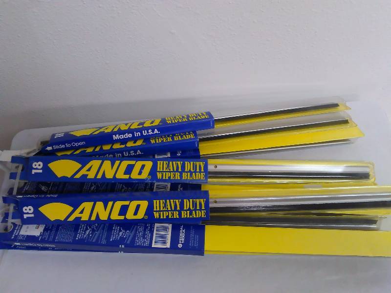 lot 310 image: Anco Heavy Duty Wiper Refill Blades 18 in. (10)