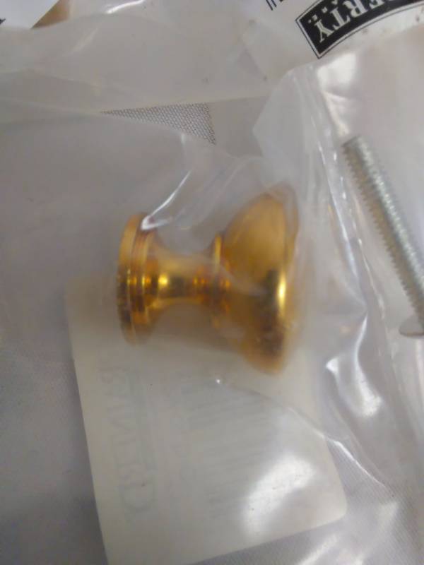 lot 365 image: Knobs Gold Tone, 1 Diameter (50)