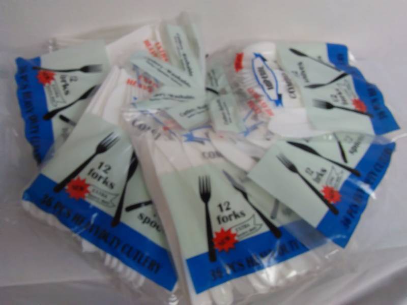 lot 375 image: Plastic Cutlery (6 pkg. of 36)