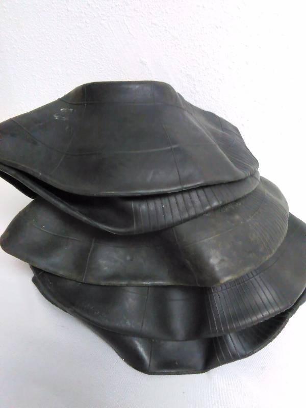 lot 437 image: Inner Tubes 3.50-4 (5)