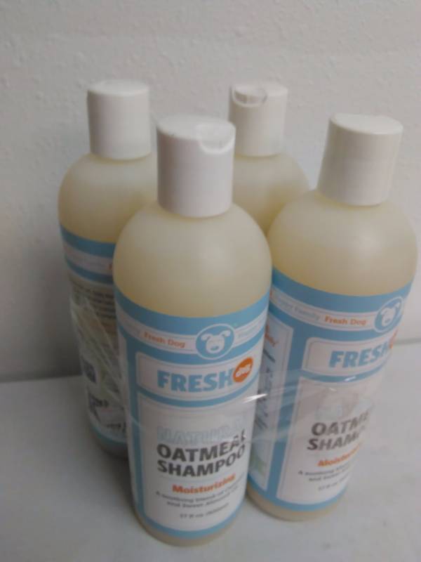 lot 480 image: Fresh Dog, Natural Oatmeal Shampoo, 17 oz. (4)