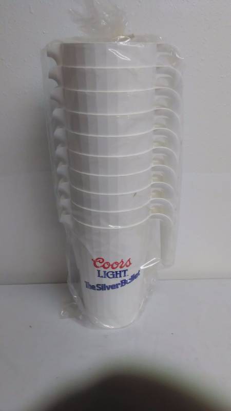 lot 492 image: Coors light Beer Pitcher (10), approx. 50 oz.