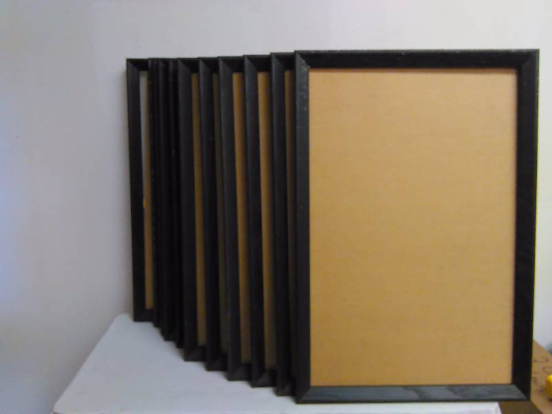 lot 524 image: Wood Picture Frames (Black) with mounting hardware (12)