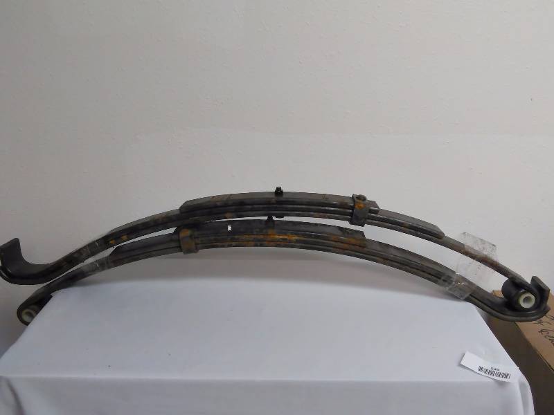 lot 549 image: Leaf Spring, 3 leaf (2) 31 Long