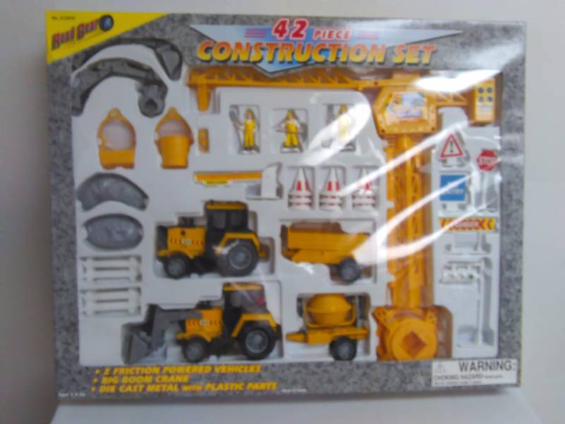 lot 252 image: 42 pc Toy Construction Sets, by Road Gear