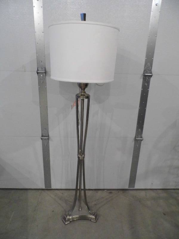 lot 16 image: Silver Metal Floor Lamp