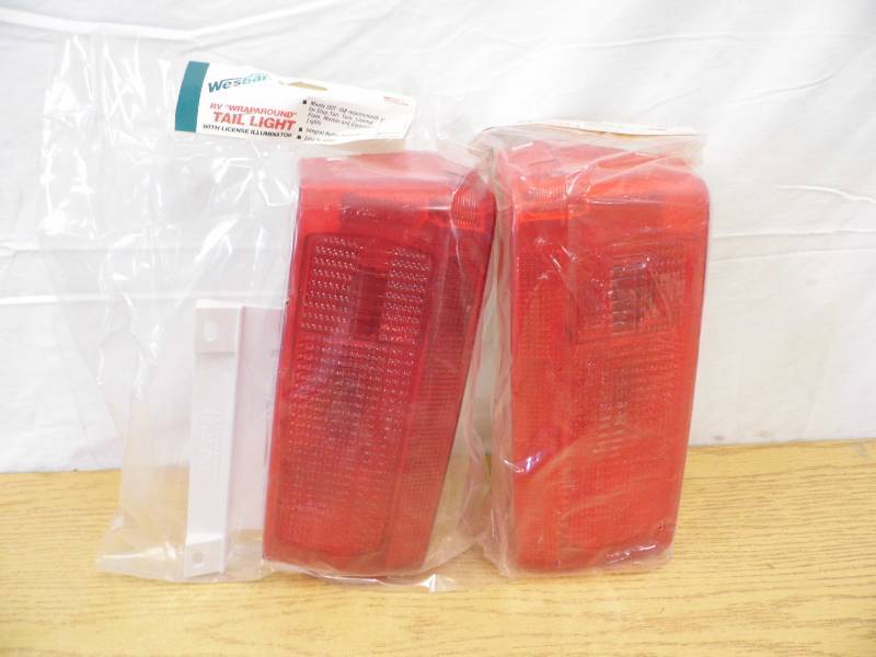 lot 55 image: New RV Wraparound Tail Lights