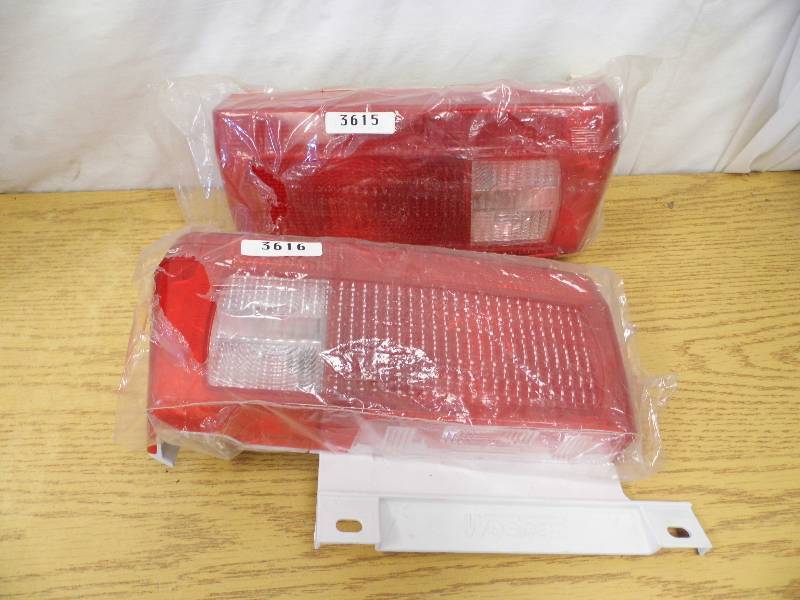 lot 58 image: New RV Wraparound Tail Lights