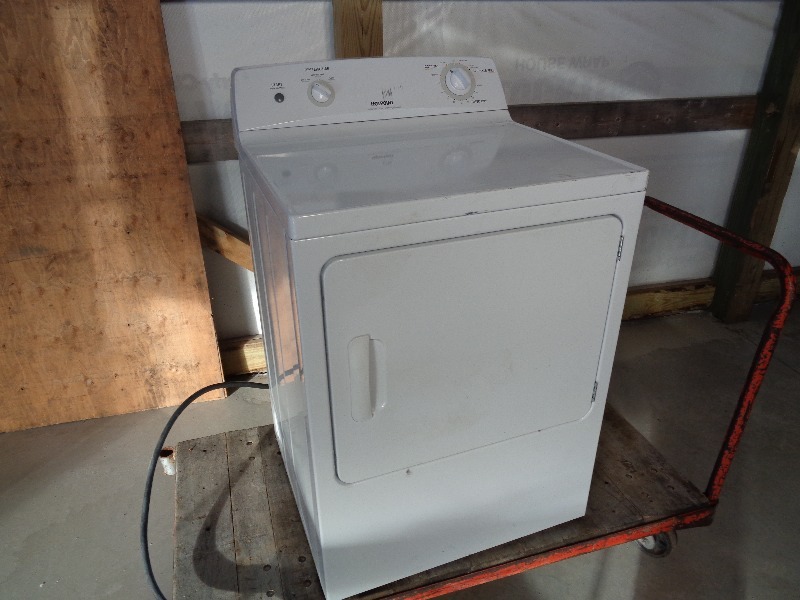 lot 22 image: Near New Hotpoint Clothes Dryer