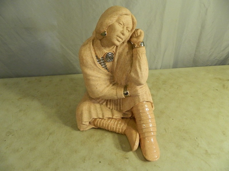 lot 13 image: Southwest Ceramic Statue