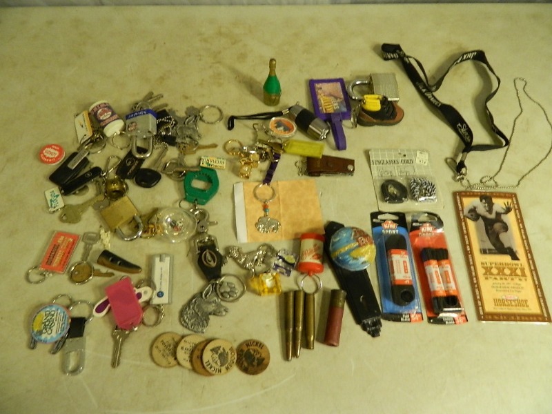 lot 50 image: Painted Old Door Knob, Keys, Keychains, and More