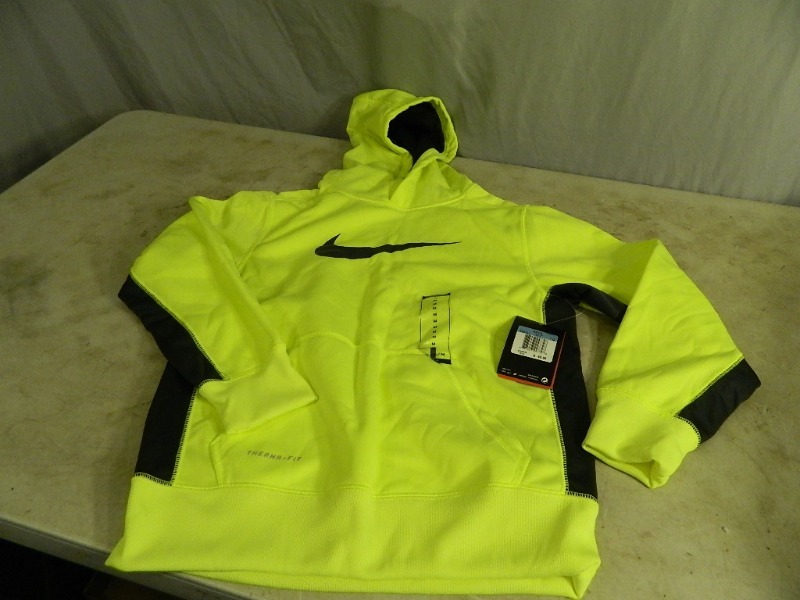 lot 120 image: New Boys Nike Sweatshirt