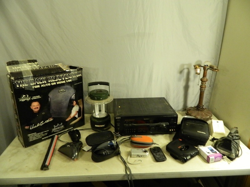 lot 138 image: Receiver, Camera, Assorted Electronics