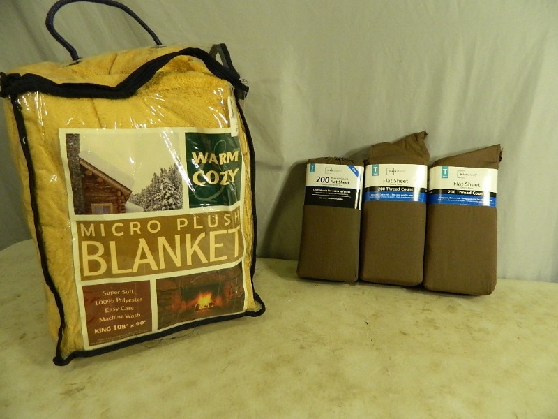 lot 146 image: New Linens