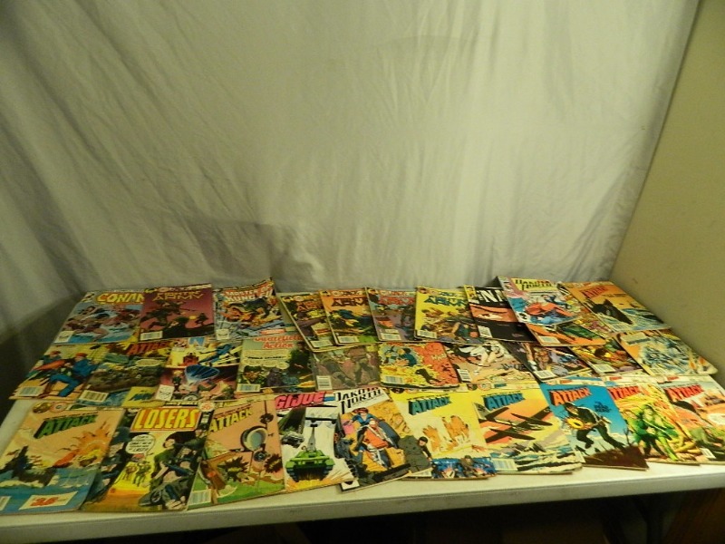 lot 154 image: 33 Old Comic Books