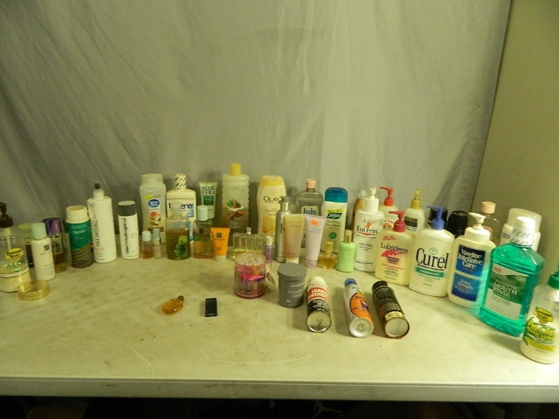 lot 179 image: Personal Products