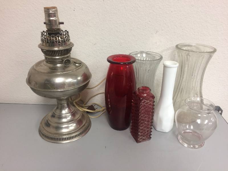 lot 8 image: Hurricane RAYO Lamp and Vases