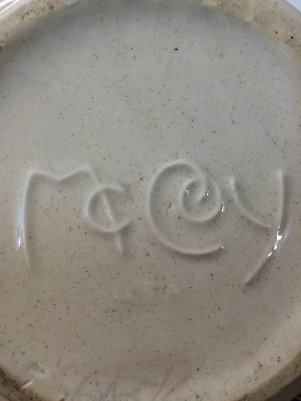 lot 7 image: McCoy Cream Cookie Jar