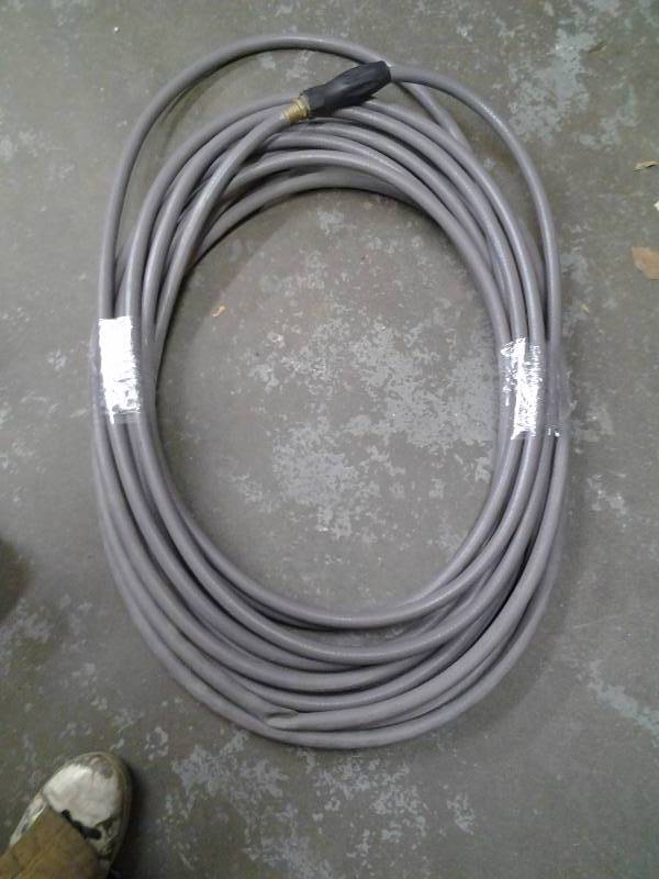lot 16 image: 18x48 Bench Cushion, 70 Foot Garden Hose