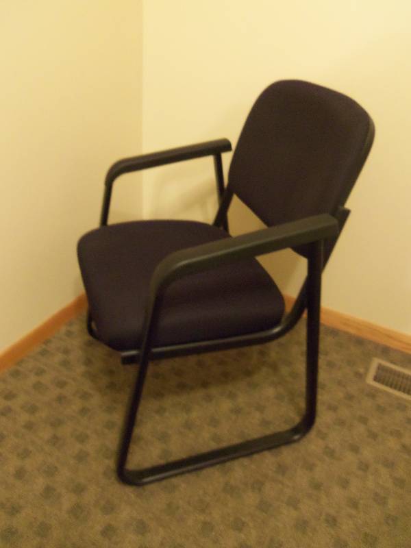 lot 28 image: Waiting Room Chair with Arms