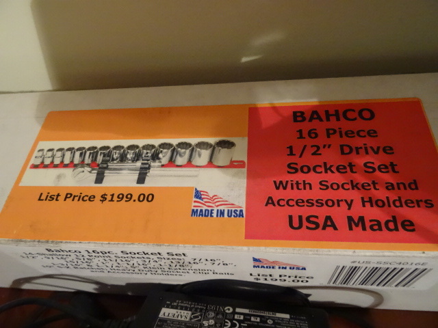 lot 20 image: Bahco 16 piece socket set 12 drive. 14 shallow 12 point sockets. 716 - 1 14. SK ratchet and 5 extension. New