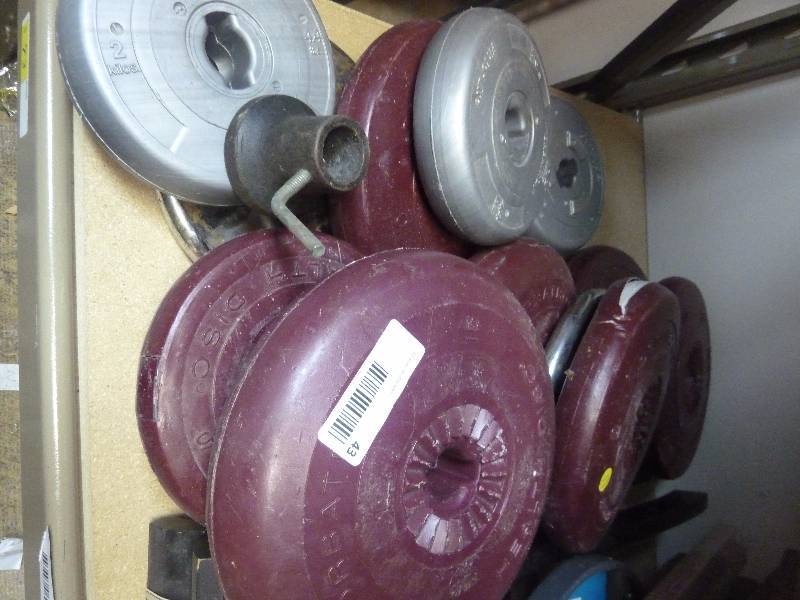 lot 43 image: Assorted Weights