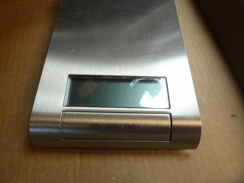 lot 84 image: Digital Scale