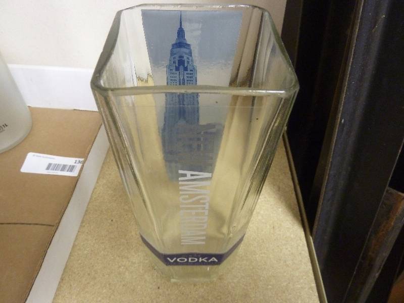 lot 137 image: New Amsterdam Vase