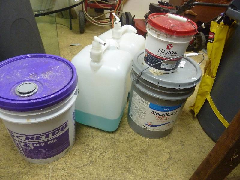 lot 151 image: Cleaning Chemical Lot