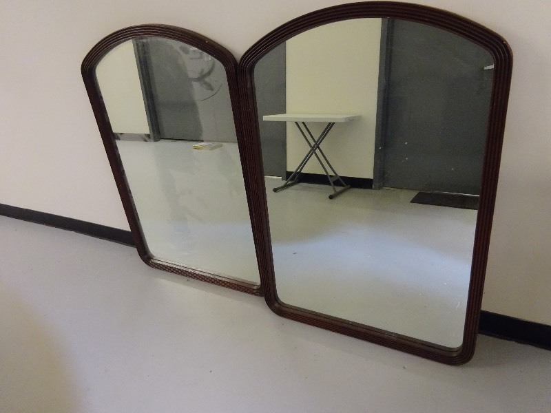 Mirrors round top lot of 2