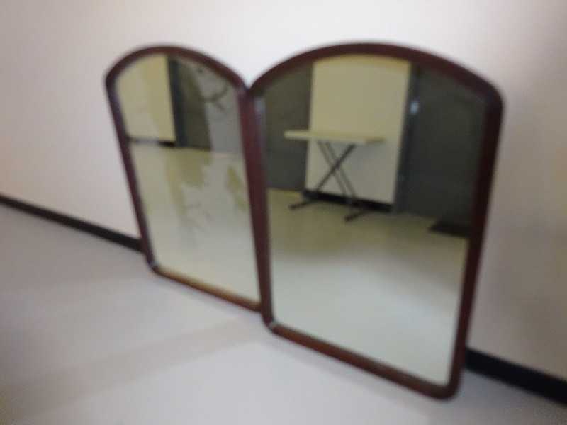 Mirrors round top lot of 2