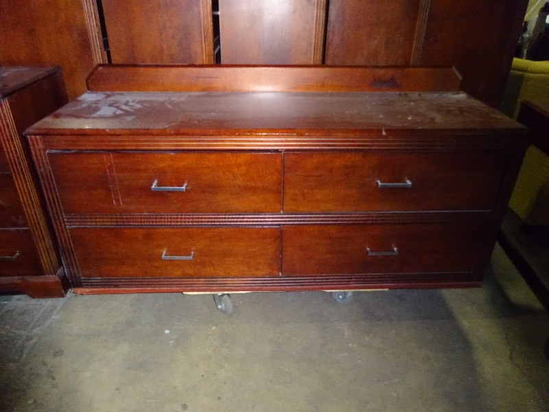 4 Drawer Dresser