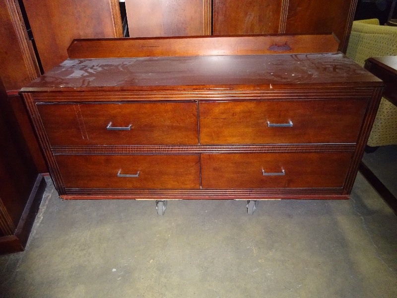 4 Drawer Dresser