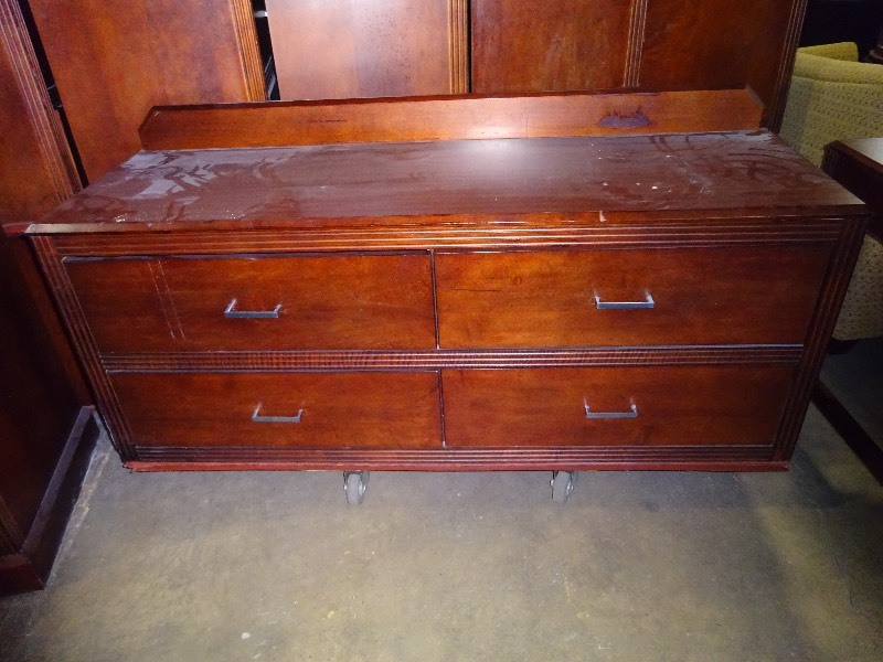 4 Drawer Dresser
