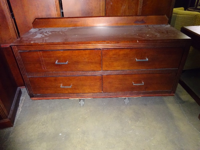 4 Drawer Dresser