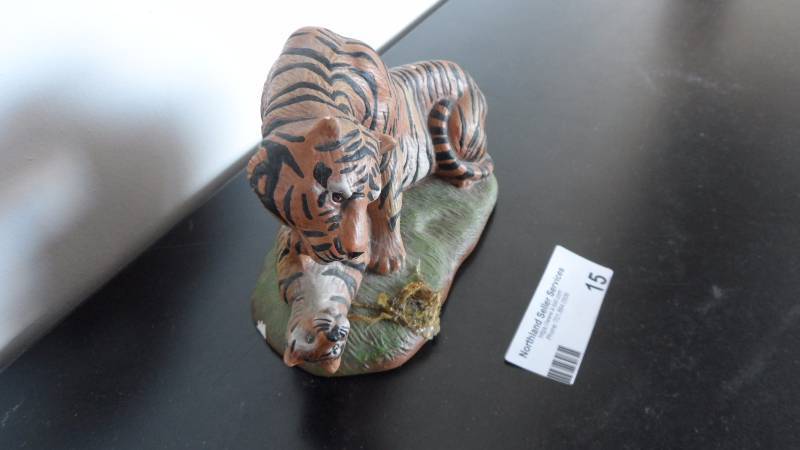 Tiger Statue