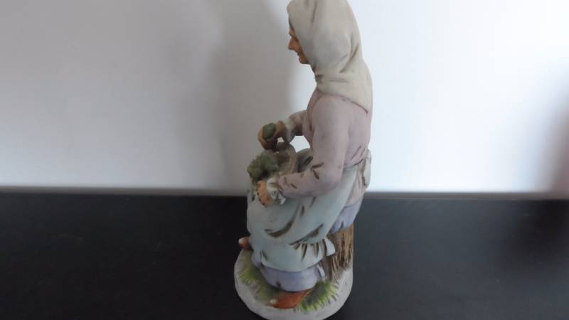 Vintage Ceramic Dcor
