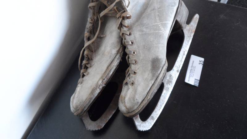 Vintage Ice Skates