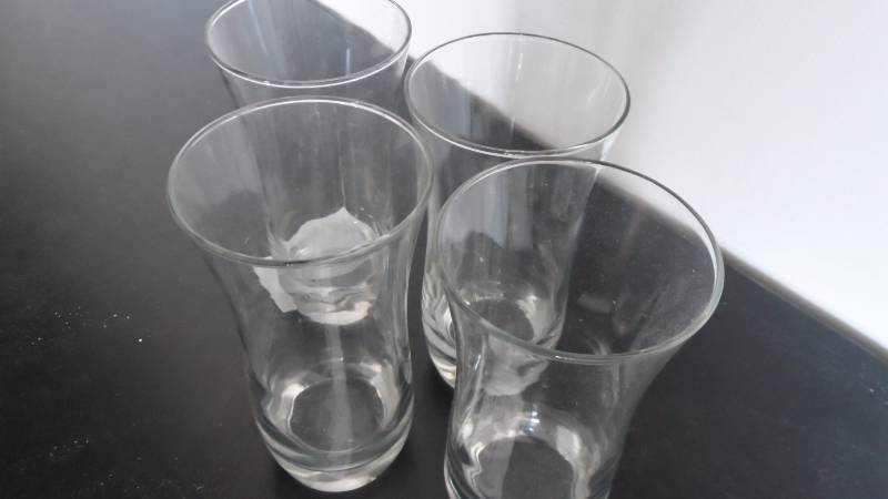 Set of 4 Glasses