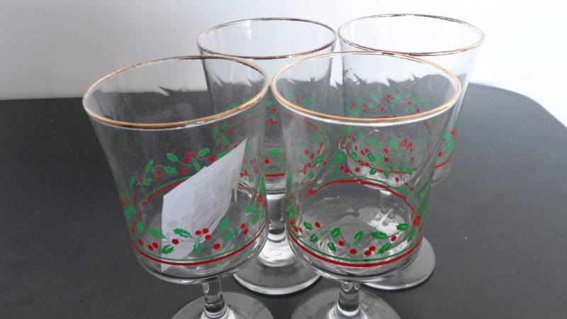 1989 Arbys Christmas Stemmedware