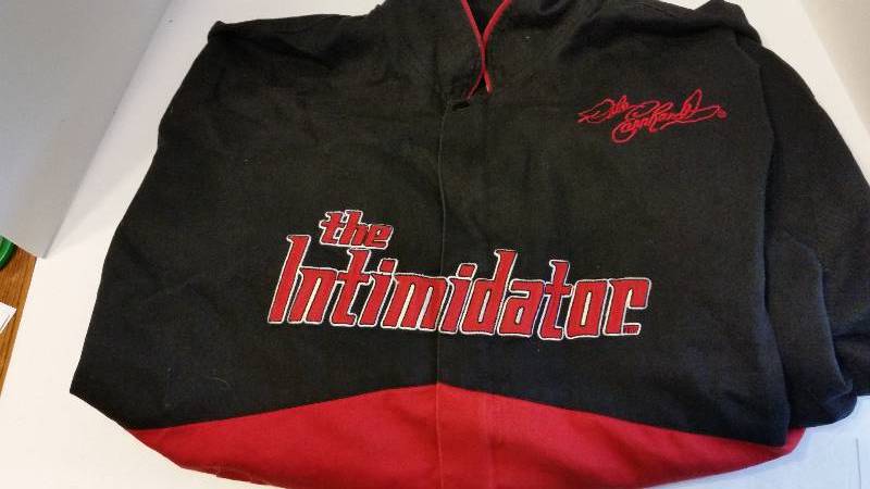 lot 76 image: Winners Circle 2XL Dale Earnhardt Racing Jacket