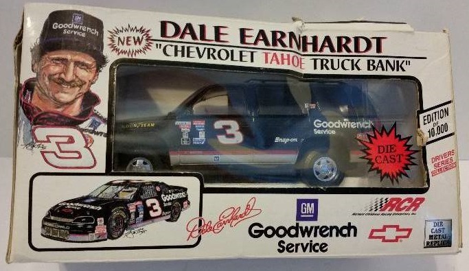 lot 105 image: Richard Childress Racing #3 Dale Earnhardt GM Goodwrench Service Chevrolet Tahoe Truck Bank 125th Scale