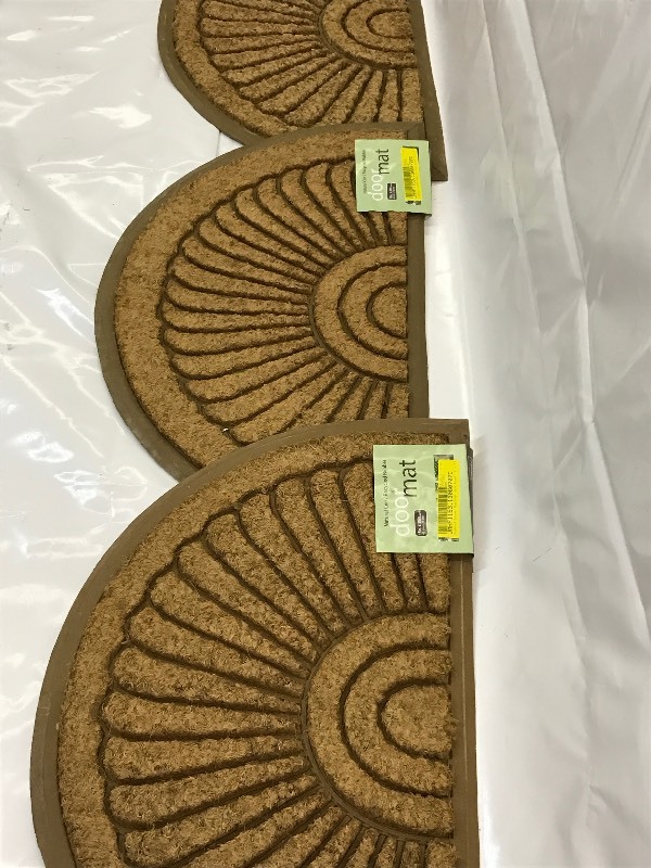 Outdoor Plastic Lined Floor Mats x3