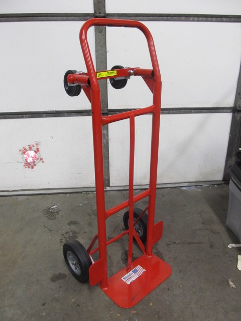 lot 15 image: EXCELLENT Heavy Duty Milwaukee Hand Truck Dolly
